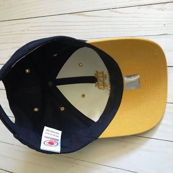 Notre Dame Irish football ball cap hat signatures one size fits most adj. licens - Picture 4 of 7